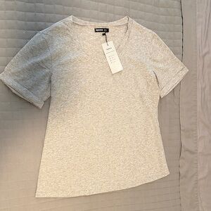 NWT Oyanus, Heather Gray Short Sleeve V-Neck Women's Top